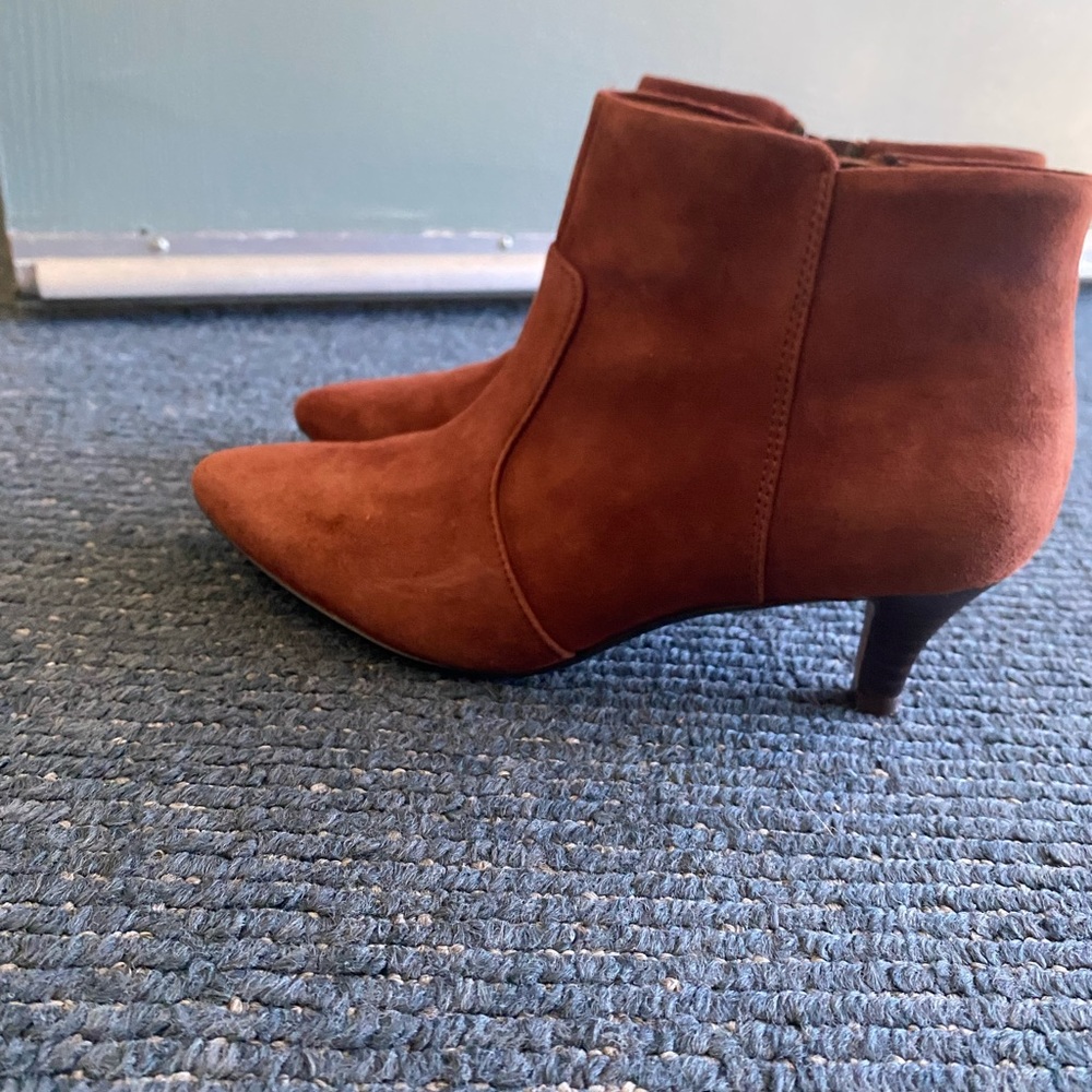 Clarks suede booties